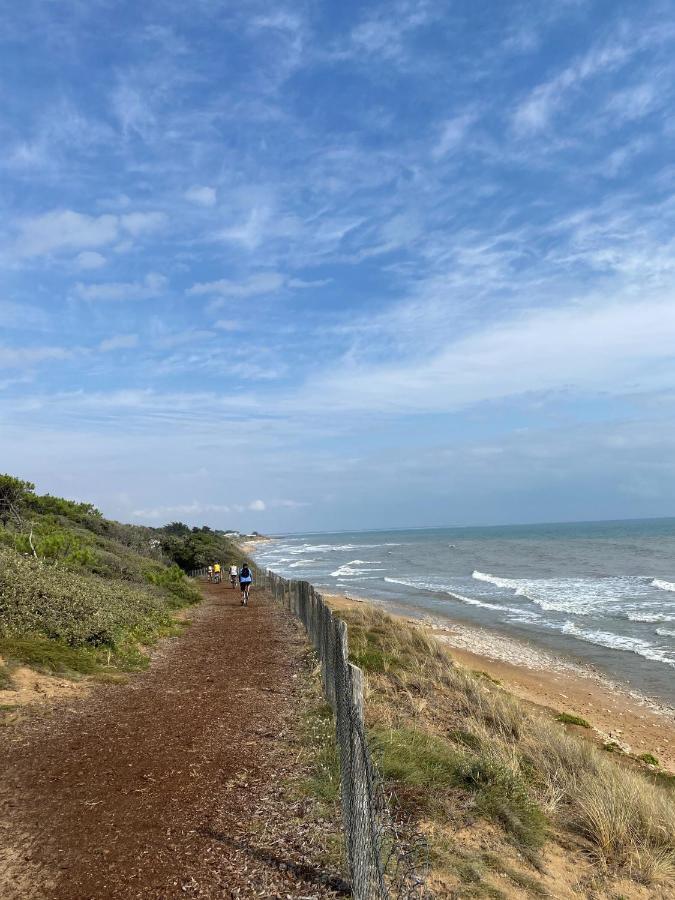 Villa Paulownia - A 1,2Km Des Plages - Tout Confort Au Coeur Du Bourg ジャール・シュル・メール エクステリア 写真